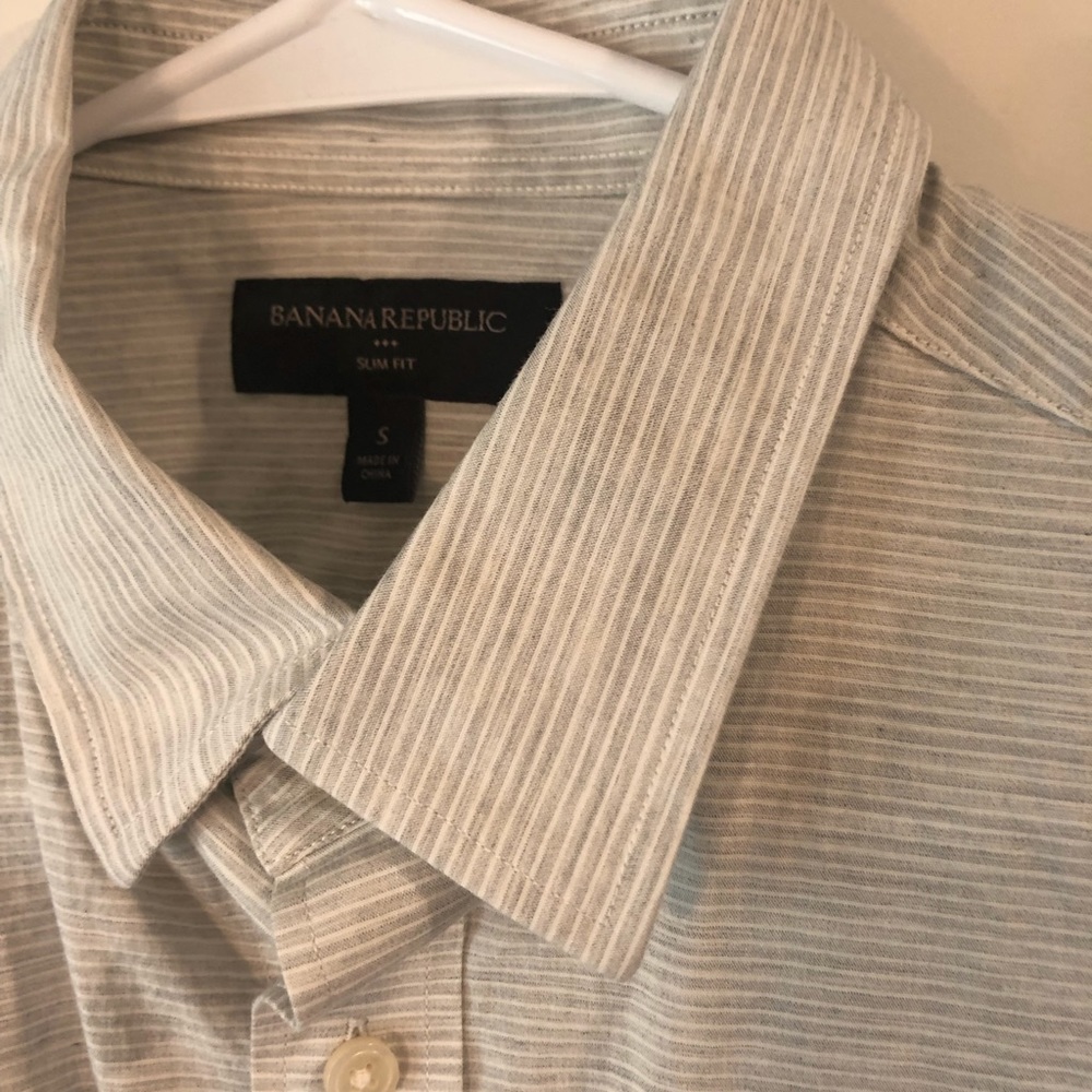 Banana Republic Men’s Slim Fit Shirt - Small